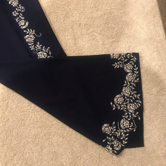 Alice & Olivia Beaded Pearl Pants, SZ 0 - Picture 4 of 5